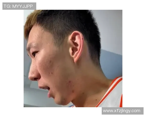 周琦表现平平提前退赛仅得5分9板第三节提前返回更衣室引发关注